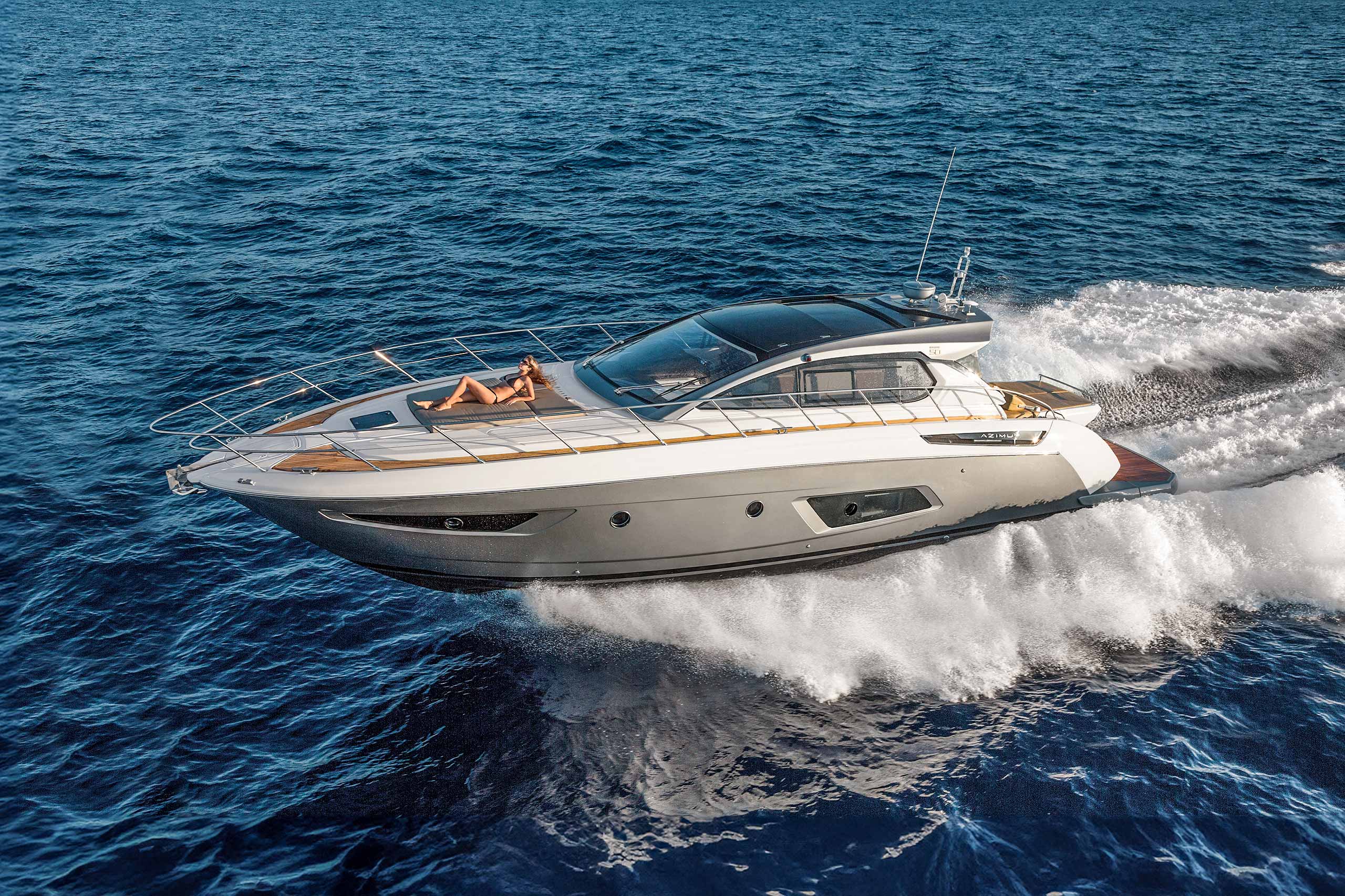 Noleggio Yacht Azimut Atlantis 50 Coupe
