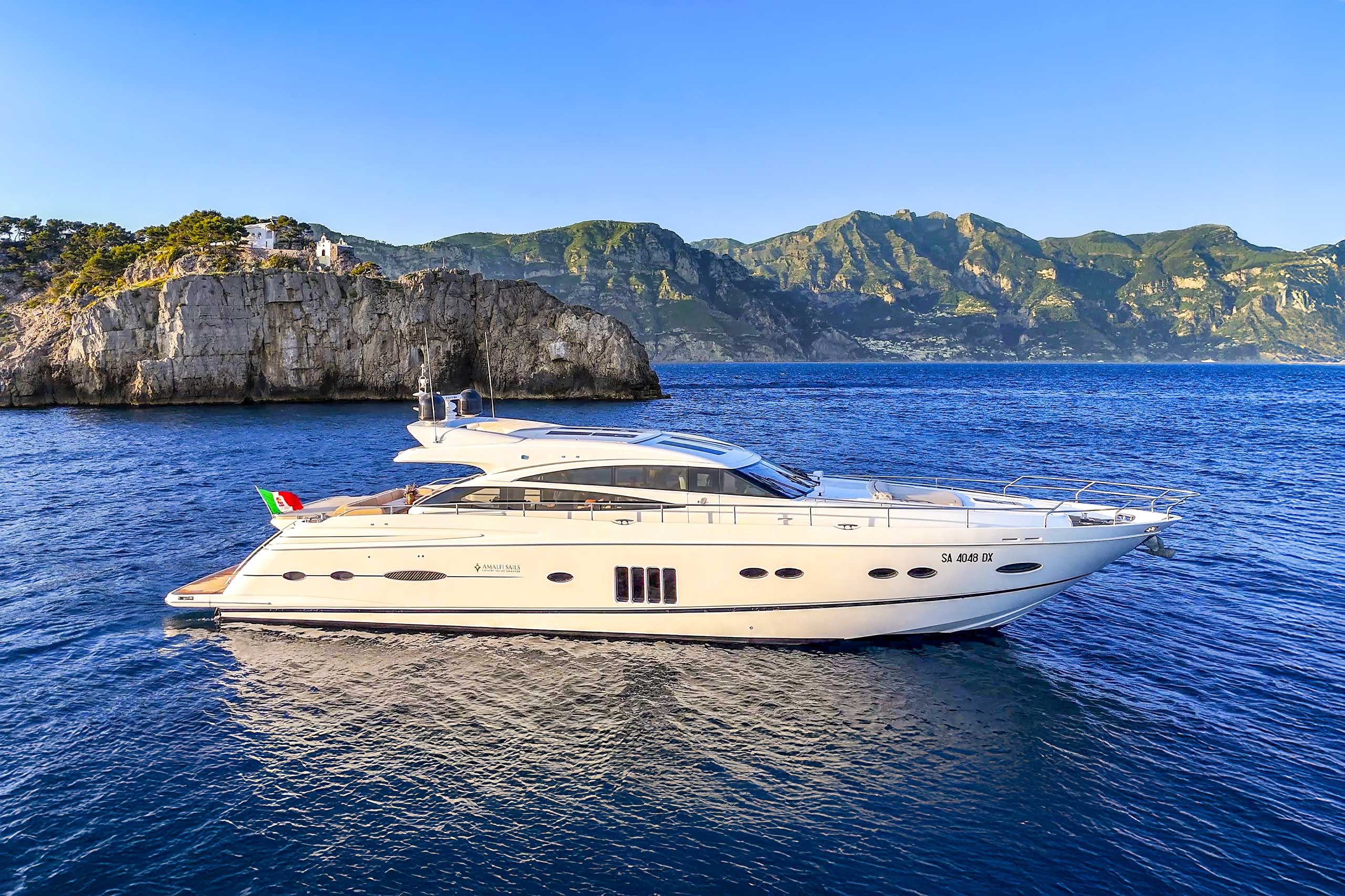 Noleggio Yacht Princess V78